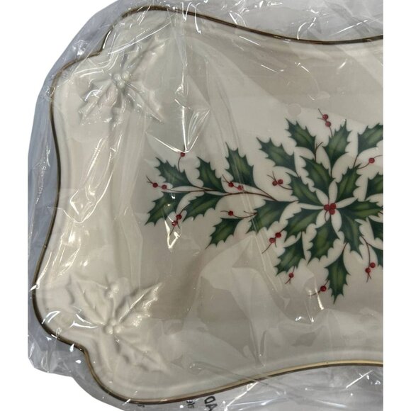 Lenox Holiday Canapé Plate Ivory & Gold Trim 11" Holly & Berry Design Gift Boxed - Picture 8 of 11